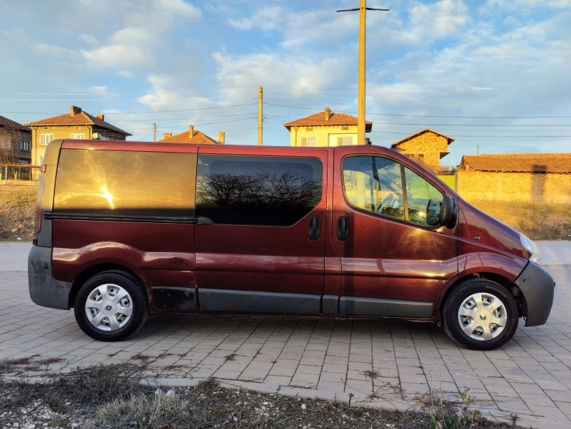 Renault Trafic MAXI База, снимка 4 - Бусове и автобуси - 48870622