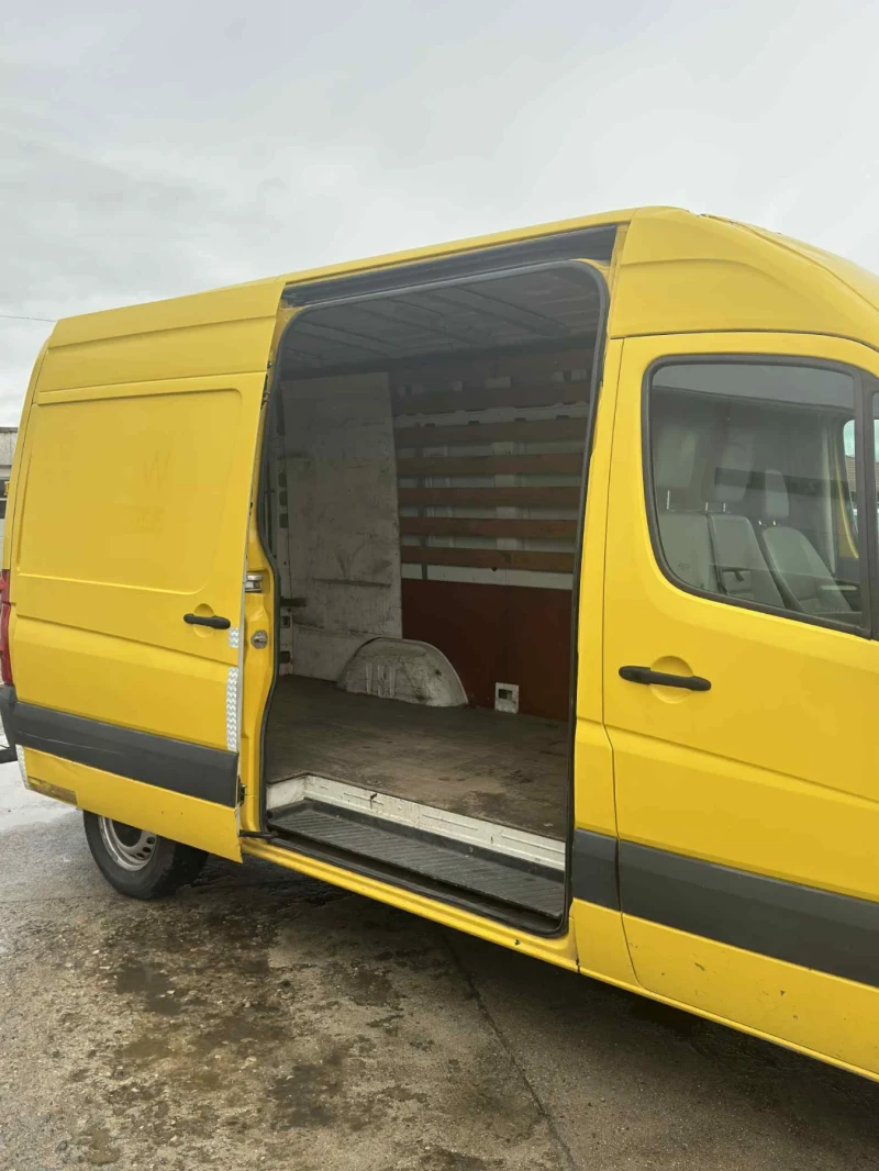 VW Crafter, снимка 2 - Бусове и автобуси - 52908140