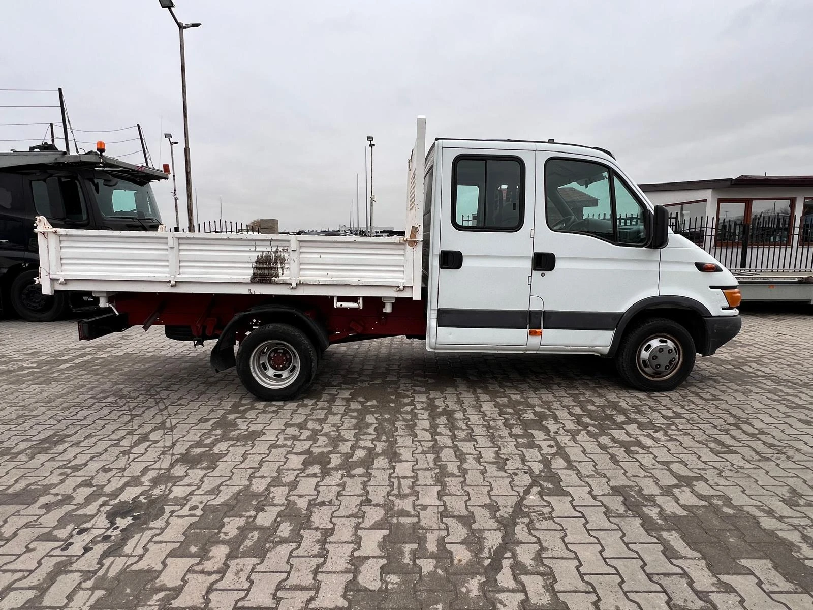 Iveco 35c11 DAILY ТРИСТРАНЕН САМОСВАЛ - изображение 6