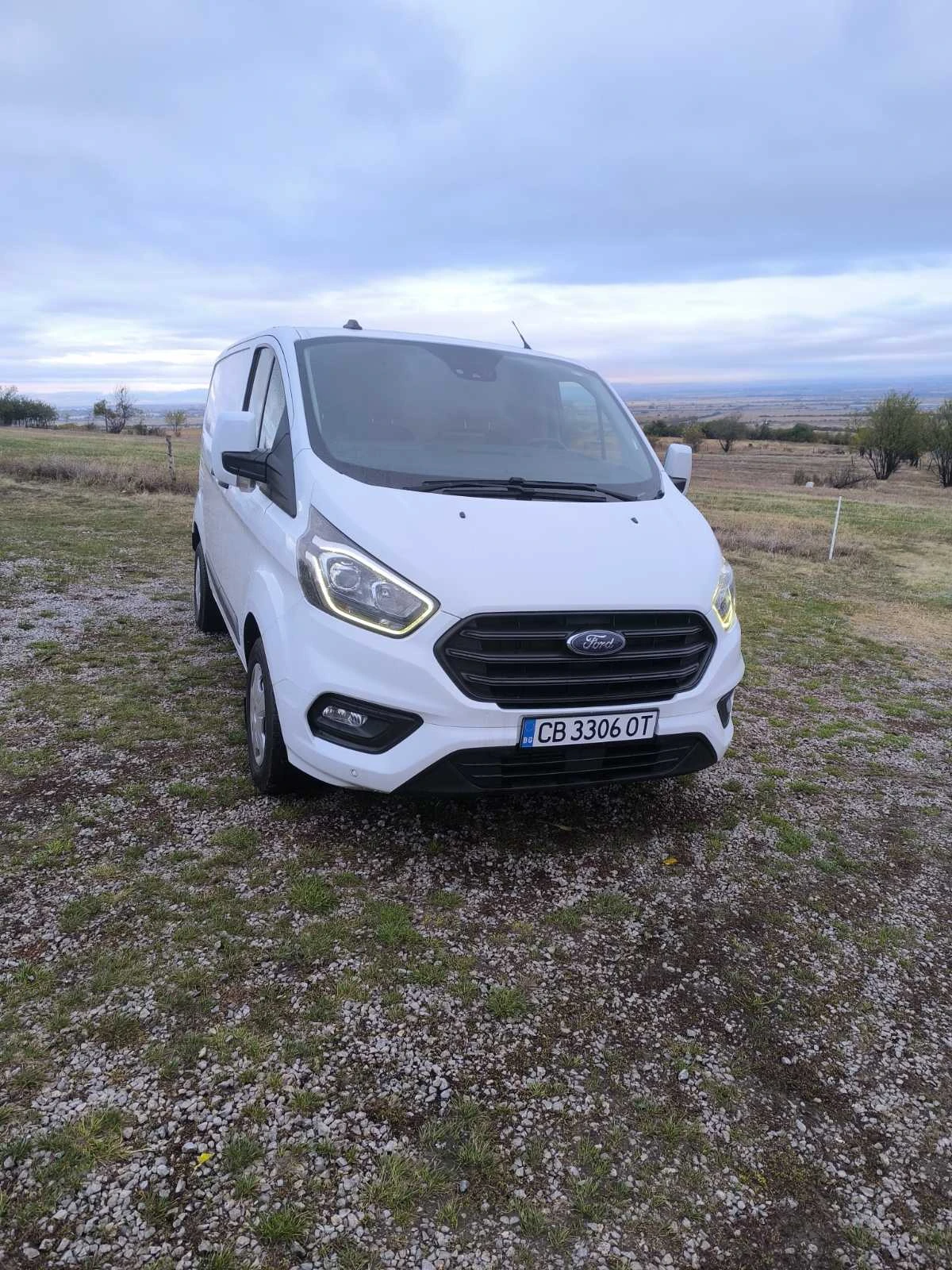 Ford Transit Custom, снимка 2 - Бусове и автобуси - 56642697