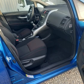 Toyota Auris 1.6 132к, снимка 11