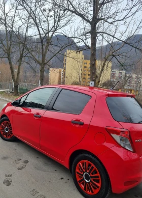 Toyota Yaris 1.3, снимка 3