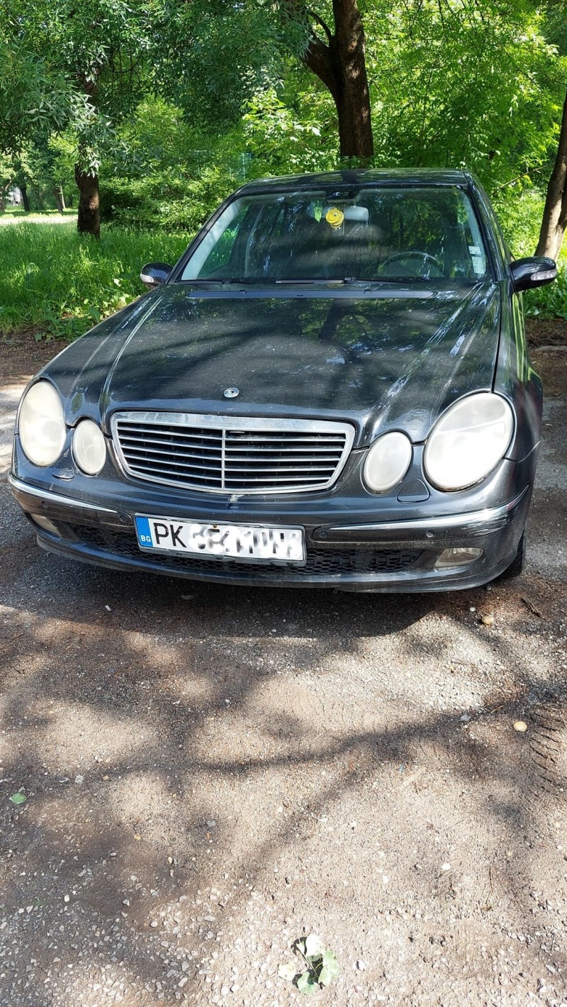 Mercedes-Benz E 320, снимка 1 - Автомобили и джипове - 45859110