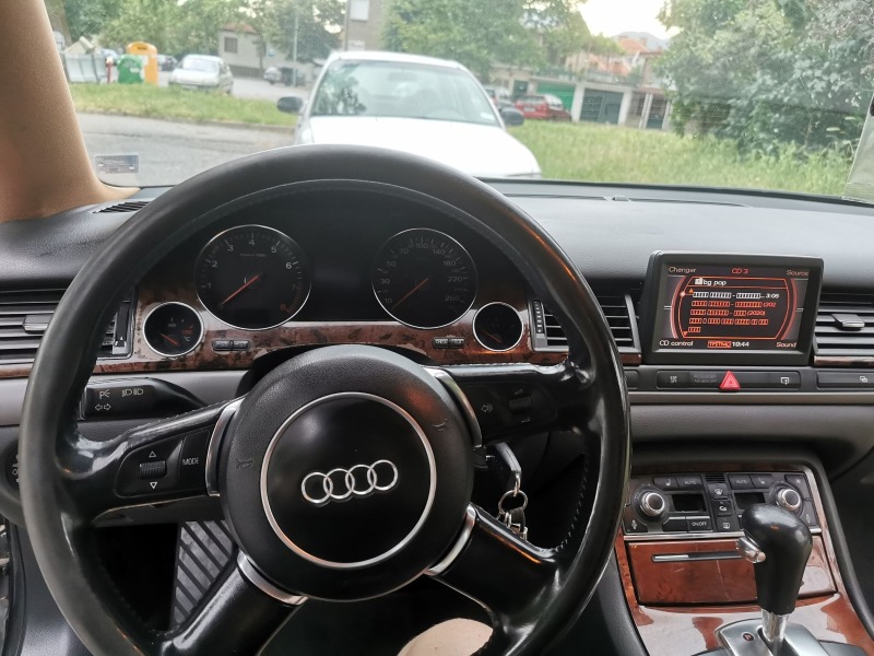 Audi A8 3.0 gaz, снимка 8 - Автомобили и джипове - 46352657