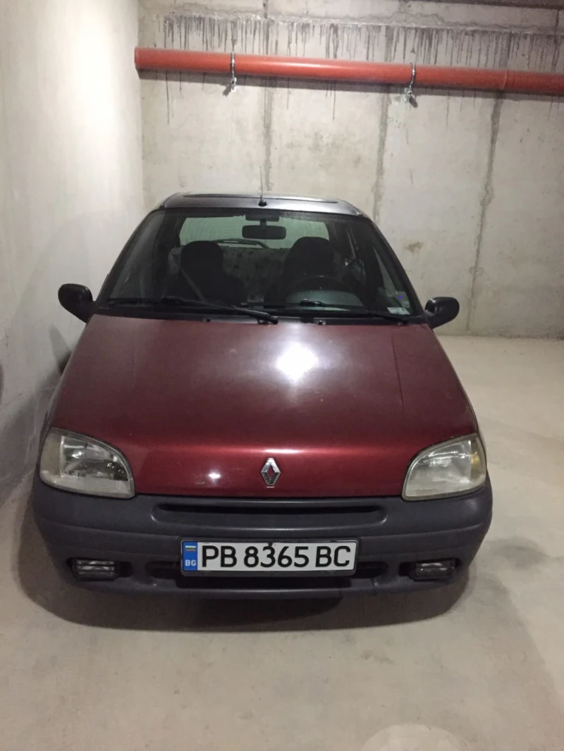 Renault Clio, снимка 1 - Автомобили и джипове - 47479743