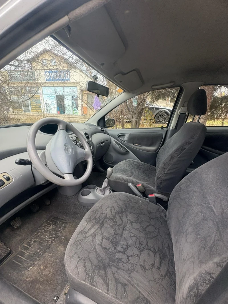 Toyota Yaris, снимка 8 - Автомобили и джипове - 49068023