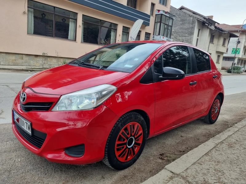 Toyota Yaris 1.3, снимка 5 - Автомобили и джипове - 48935942