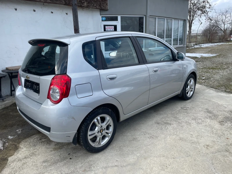 Chevrolet Aveo 1.4i Automat CH, снимка 4 - Автомобили и джипове - 49247307