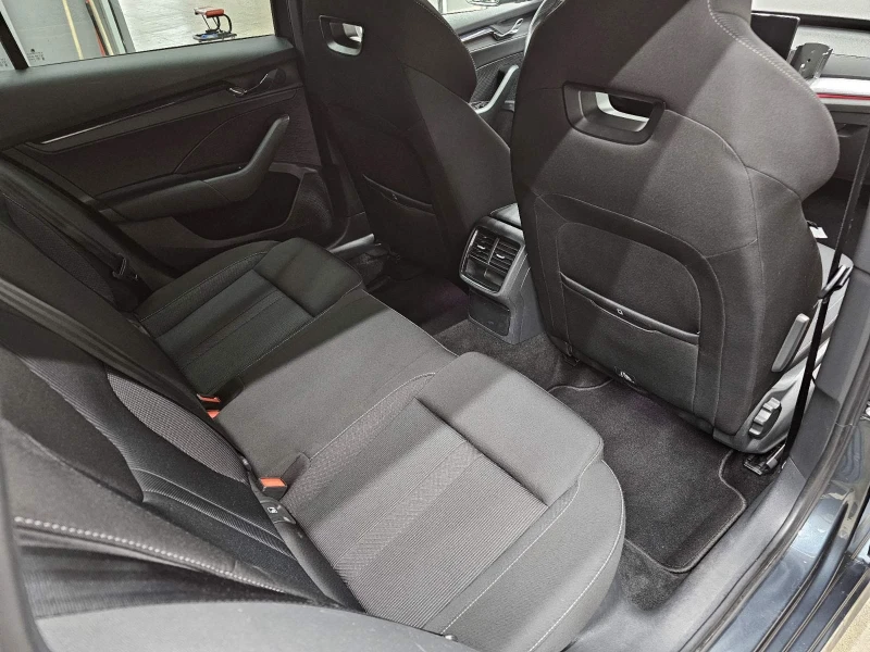 Skoda Octavia SPORT BUSINESS, снимка 17 - Автомобили и джипове - 52452761