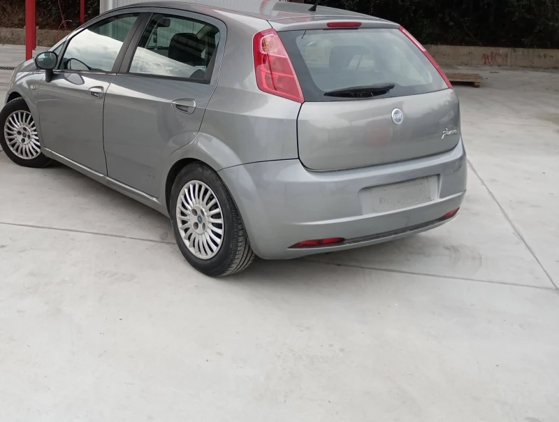 Fiat Punto, снимка 2 - Автомобили и джипове - 51690888