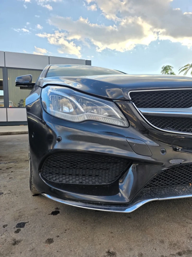 Mercedes-Benz E 220, снимка 2 - Автомобили и джипове - 52001305