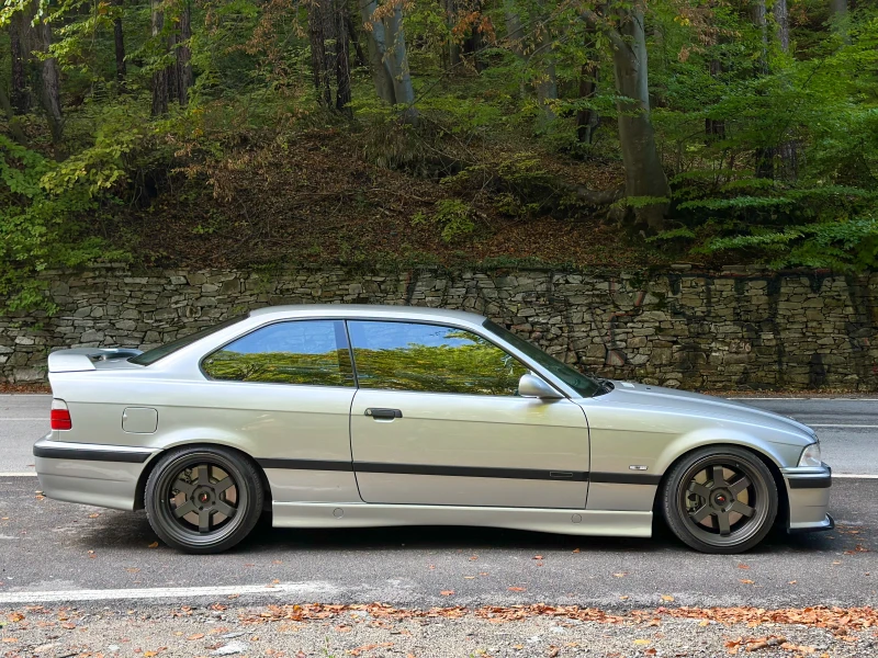 BMW 320, снимка 4 - Автомобили и джипове - 52488990