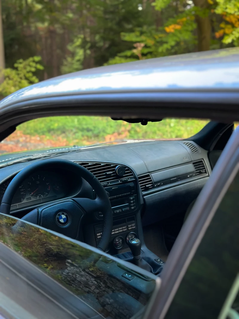 BMW 320, снимка 8 - Автомобили и джипове - 52488990