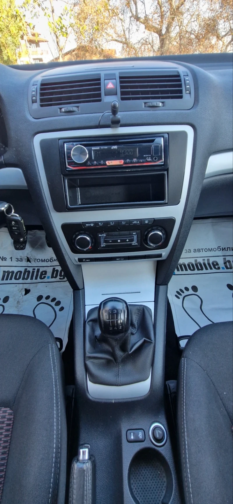 Skoda Octavia 1.4 Бензин Фейс лифт БАРТЕР, снимка 7 - Автомобили и джипове - 52429916