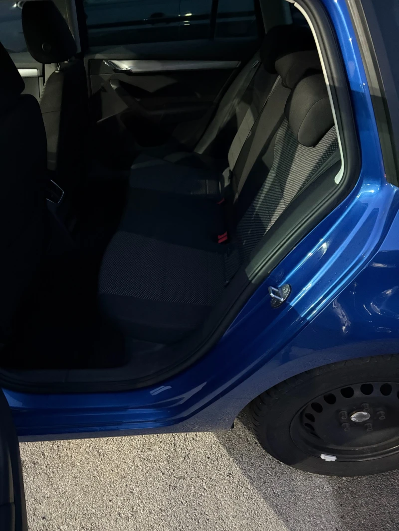 Skoda Octavia 1.6 TDI , снимка 6 - Автомобили и джипове - 52632484