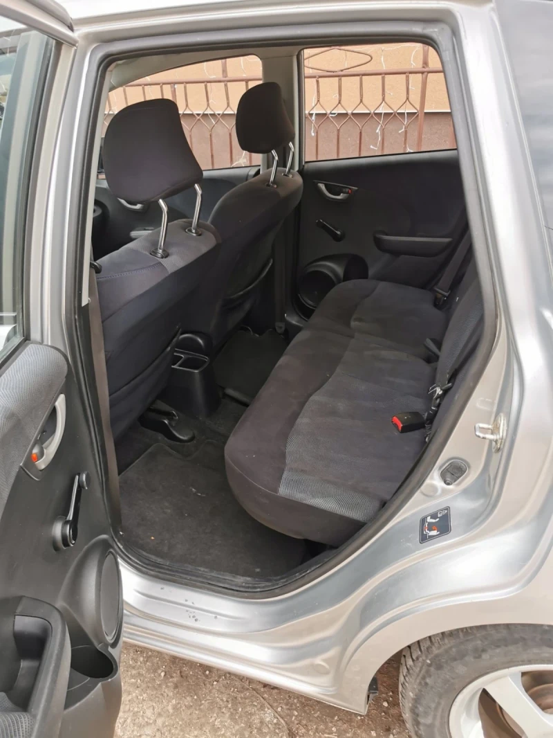 Honda Jazz АВТОМАТИК+ ПАРКТРОНИК, снимка 6 - Автомобили и джипове - 53378727
