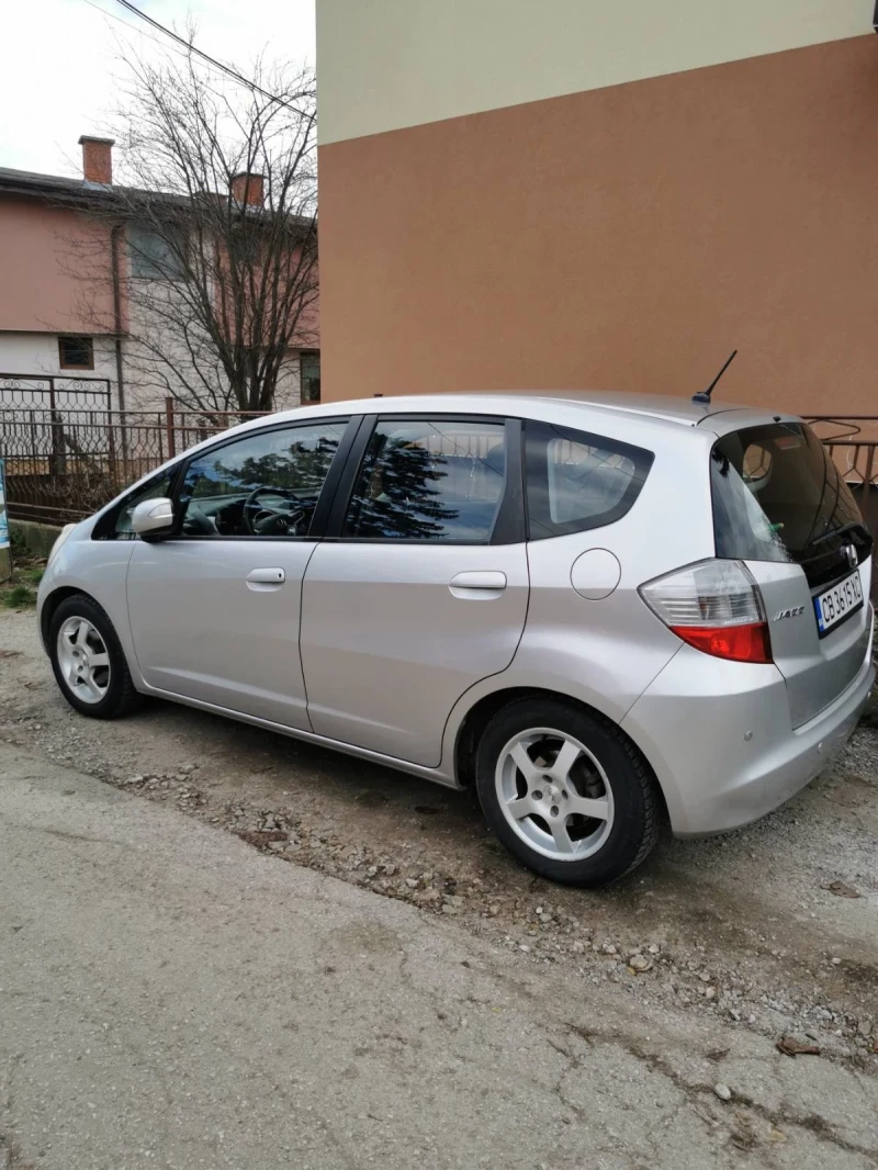 Honda Jazz АВТОМАТИК+ ПАРКТРОНИК, снимка 2 - Автомобили и джипове - 53378727