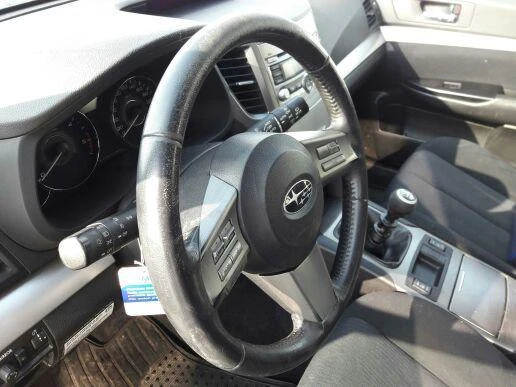 Subaru Outback 2.0D, снимка 14 - Автомобили и джипове - 17038470