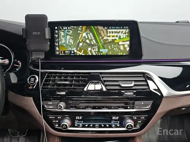 BMW 520 d * M-Package* * HeadUp* A���������* (���� �� ��) | Mobile.bg � ����������� 14