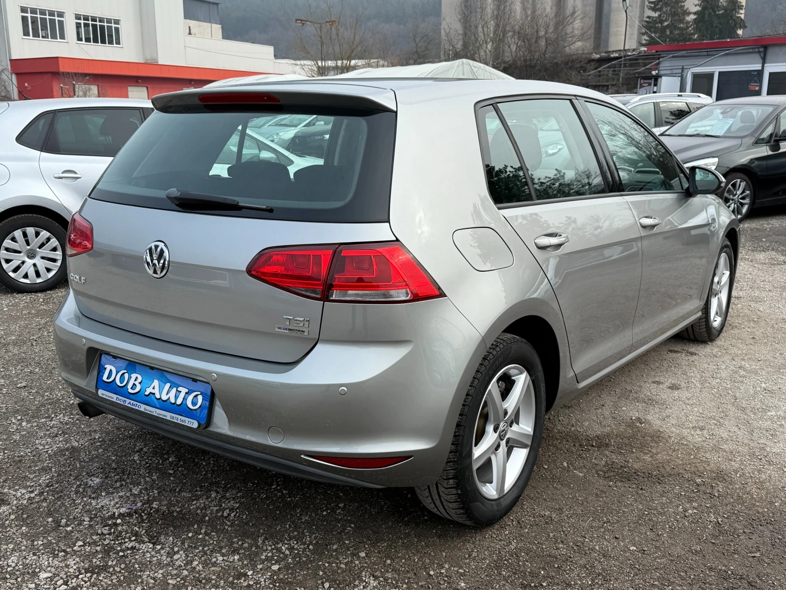 VW Golf 1.2TSI-6скор-105к.с-TRENDLINE - изображение 6