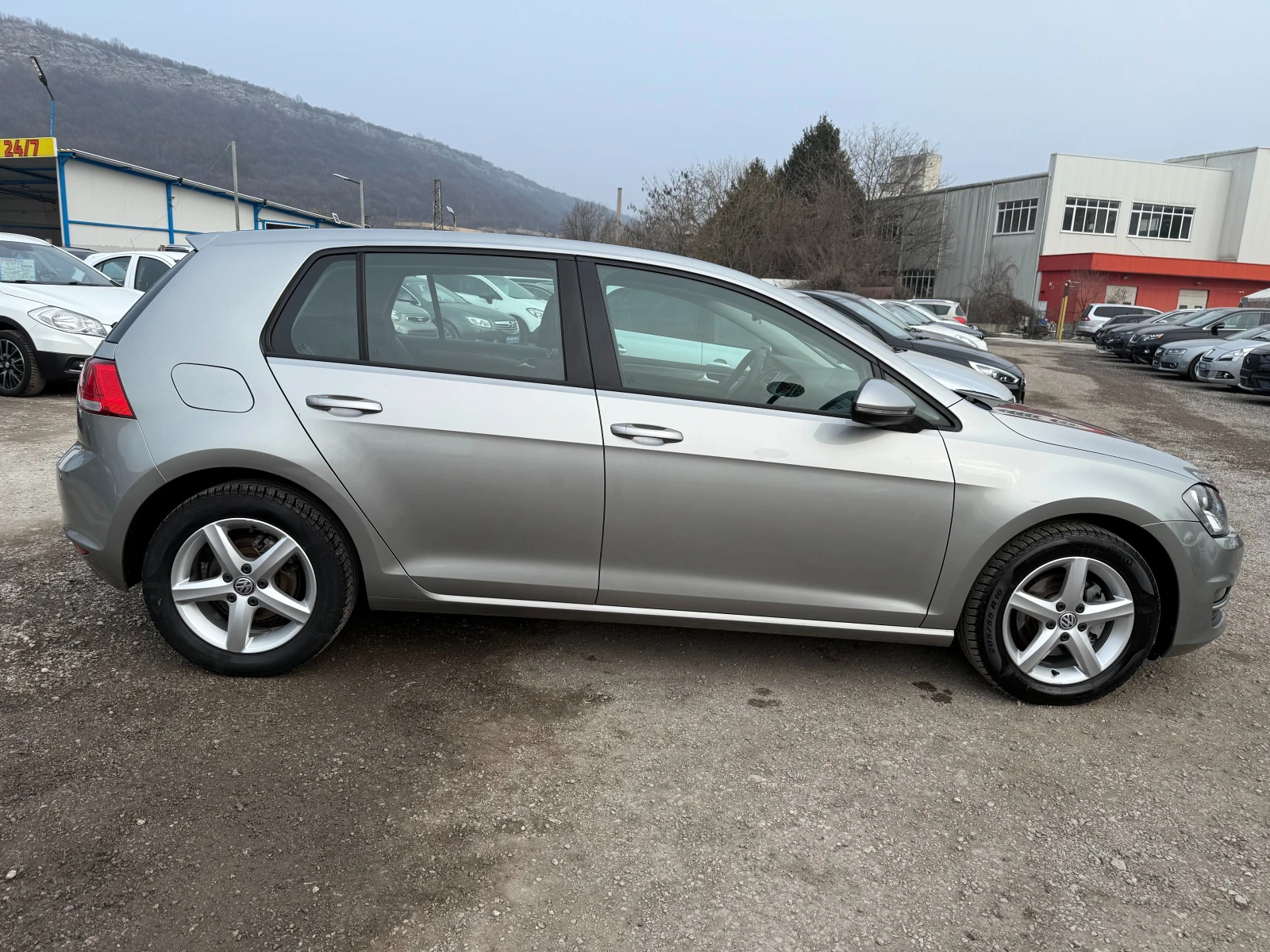 VW Golf 1.2TSI-6скор-105к.с-TRENDLINE - изображение 7