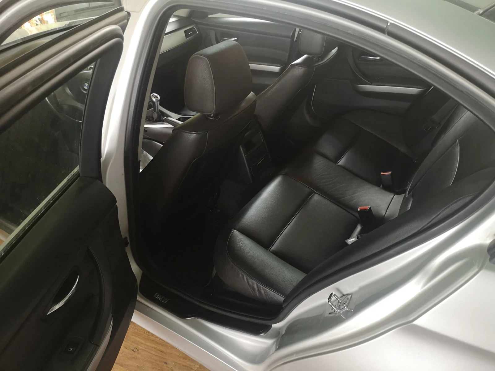 BMW 320 Е90 | Mobile.bg — изображение 14