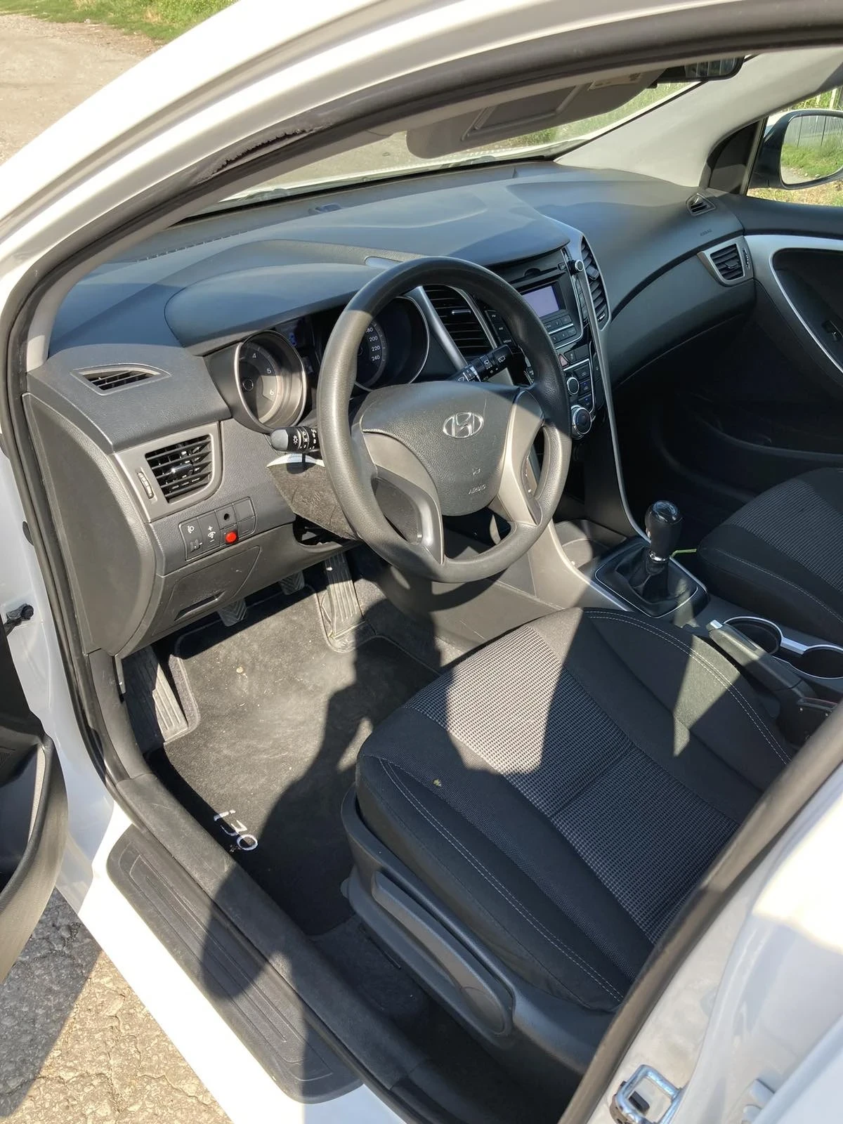 Hyundai I30 i 30-1, 4  | Mobile.bg   13