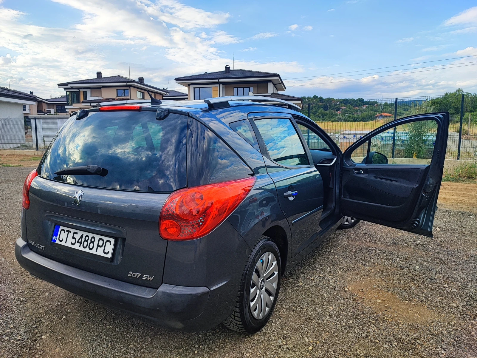 Peugeot 207 SW - изображение 7