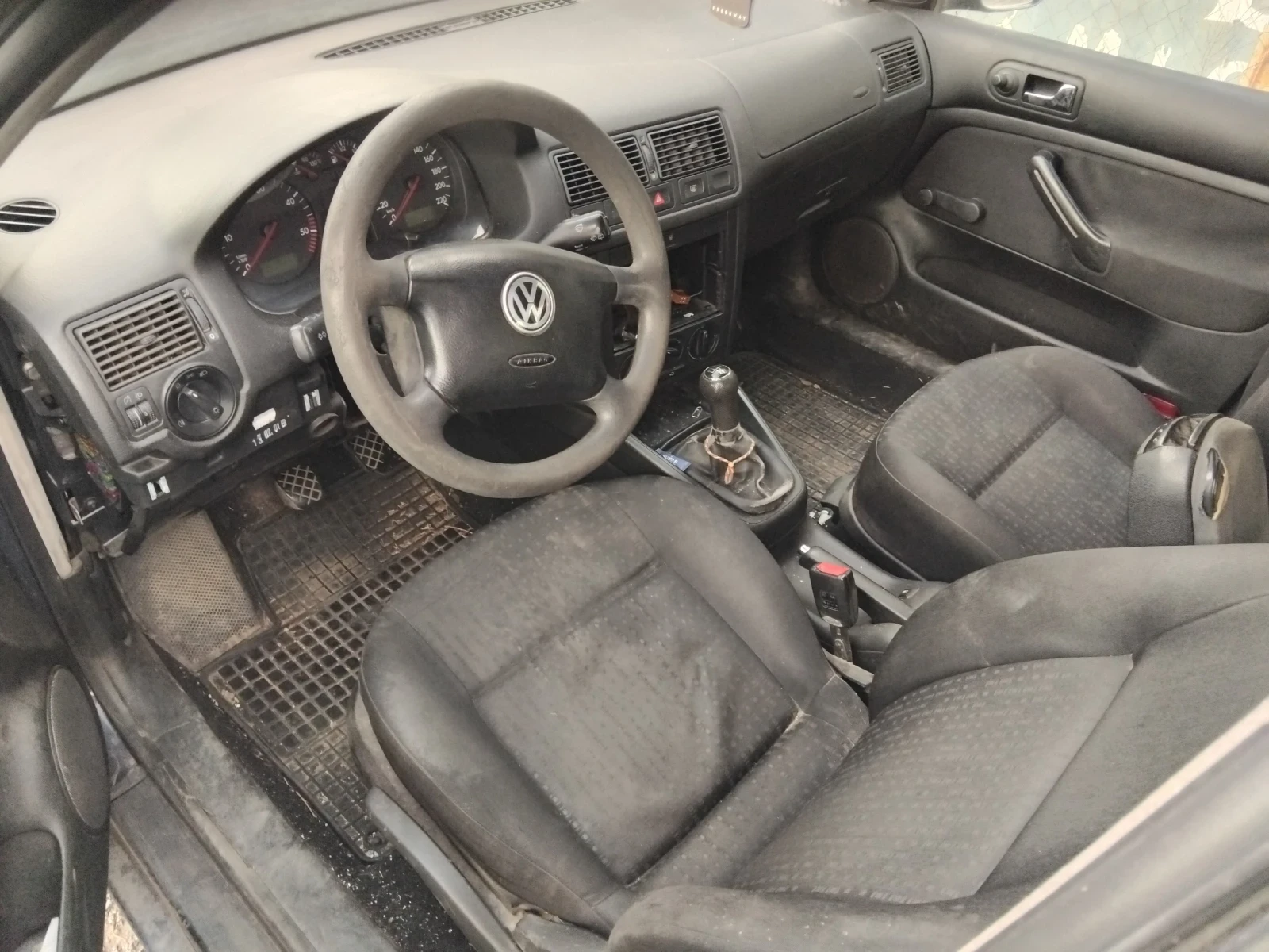 VW Golf  - изображение 6