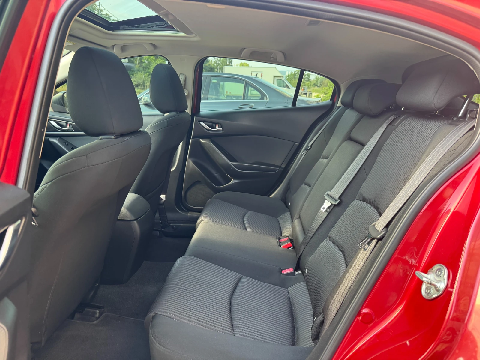 Mazda 3  - изображение 6