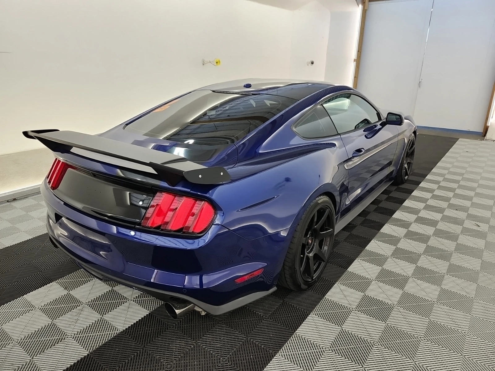 Ford Mustang ECOBOOST TUNING* CARFAX* ОПЦИЯ ЗА ФИНАНСИРАНЕ*  - изображение 3