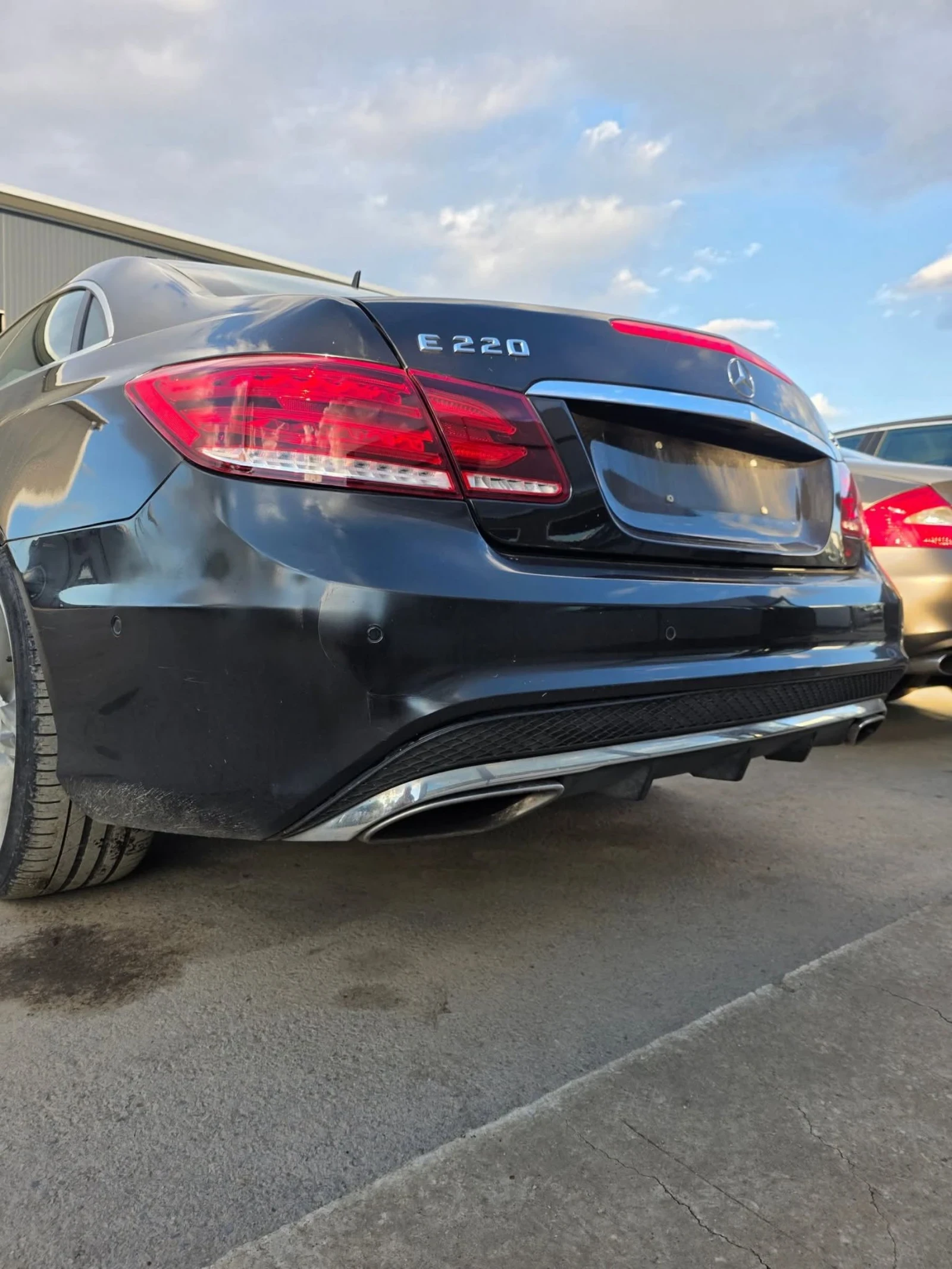 Mercedes-Benz E 220  - изображение 8