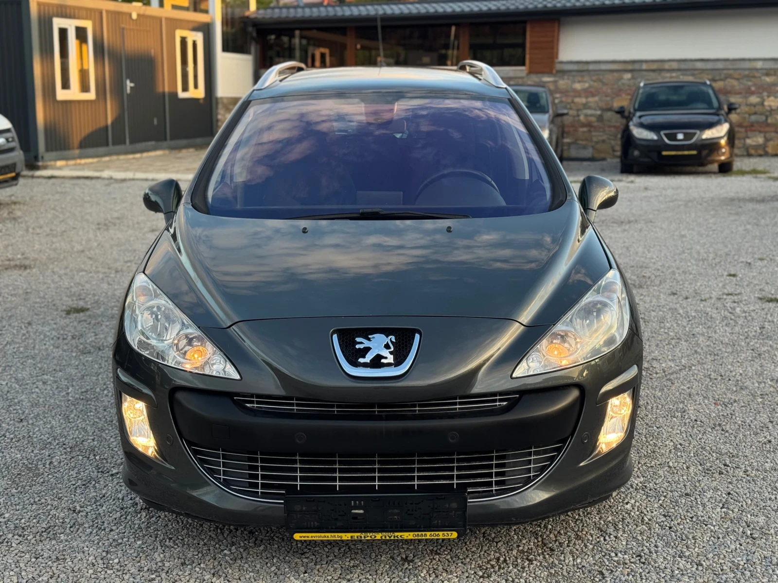 Peugeot 308 1.6i SW АВТОМАТИК КЛИМАТРОНИК ПАНОРАМА - изображение 2