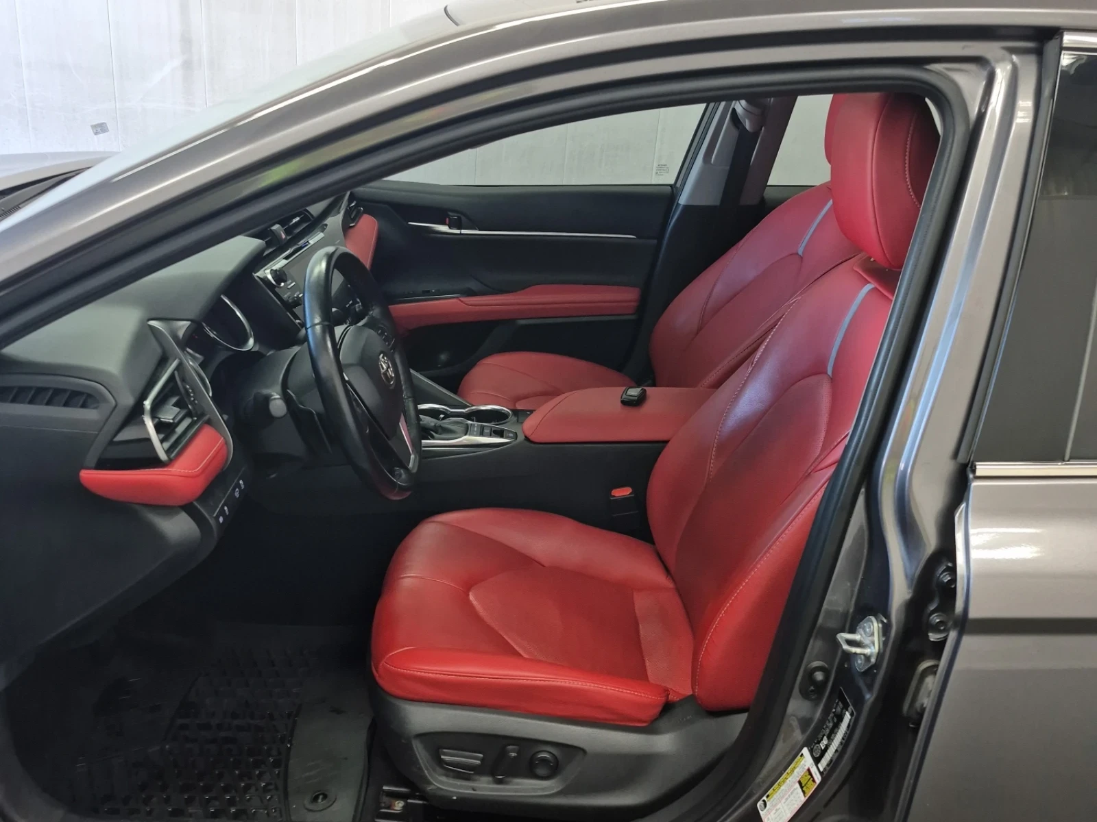 Toyota Camry XSE * * CAR FAX * * АВТО КРЕДИТ * *  - изображение 8
