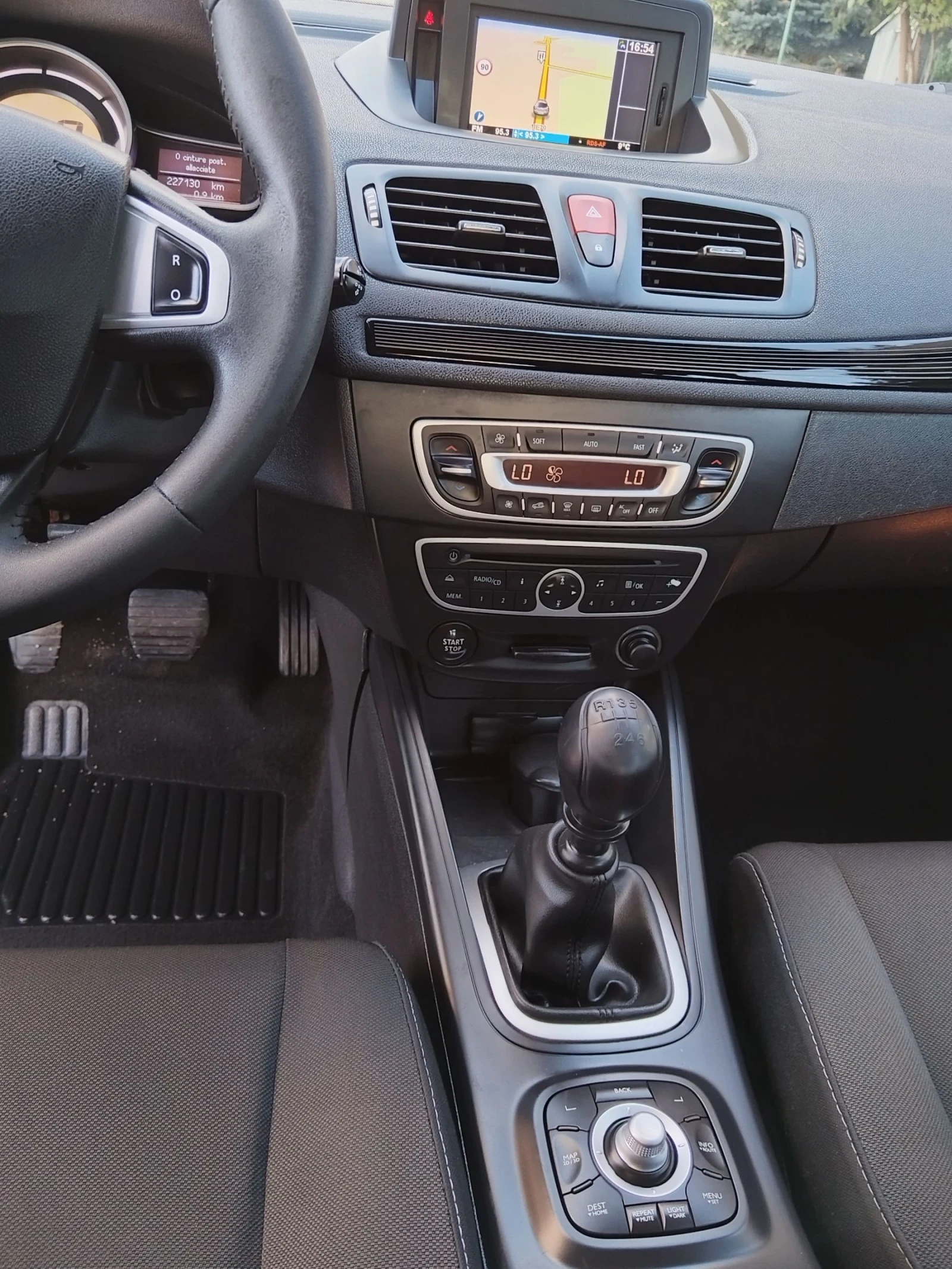 Renault Megane 1.9.D.Ful ekstri perfekten | Mobile.bg   16