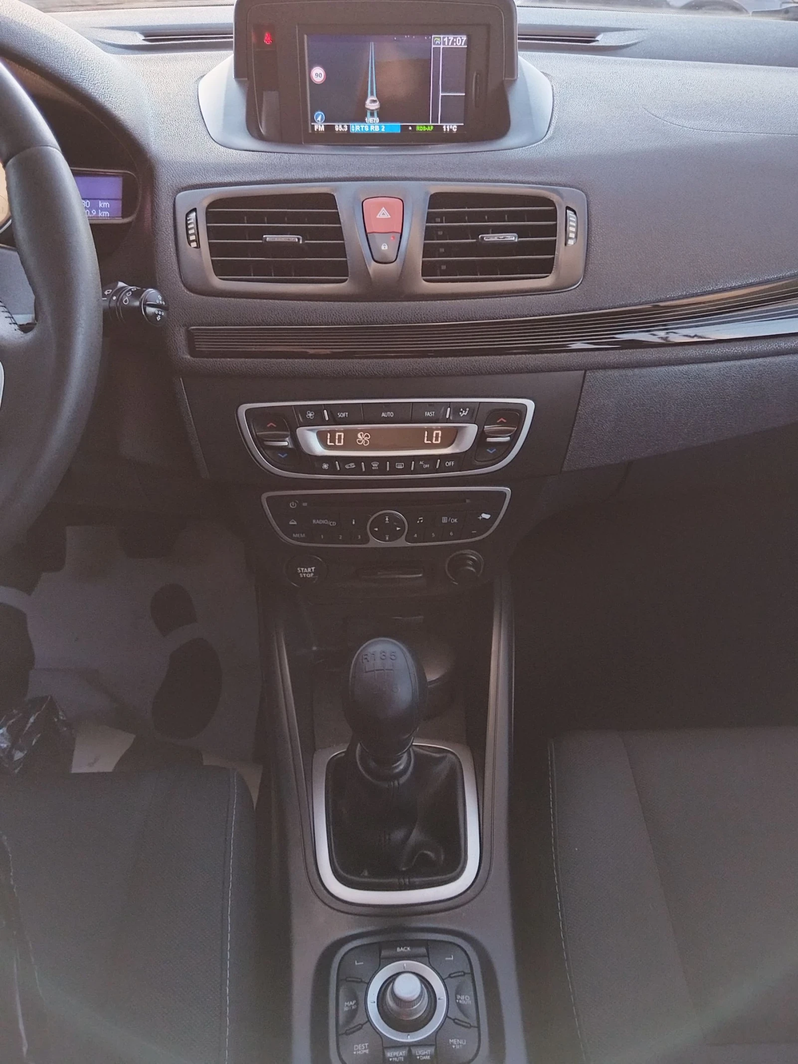 Renault Megane 1.9.D.Ful ekstri perfekten | Mobile.bg   10