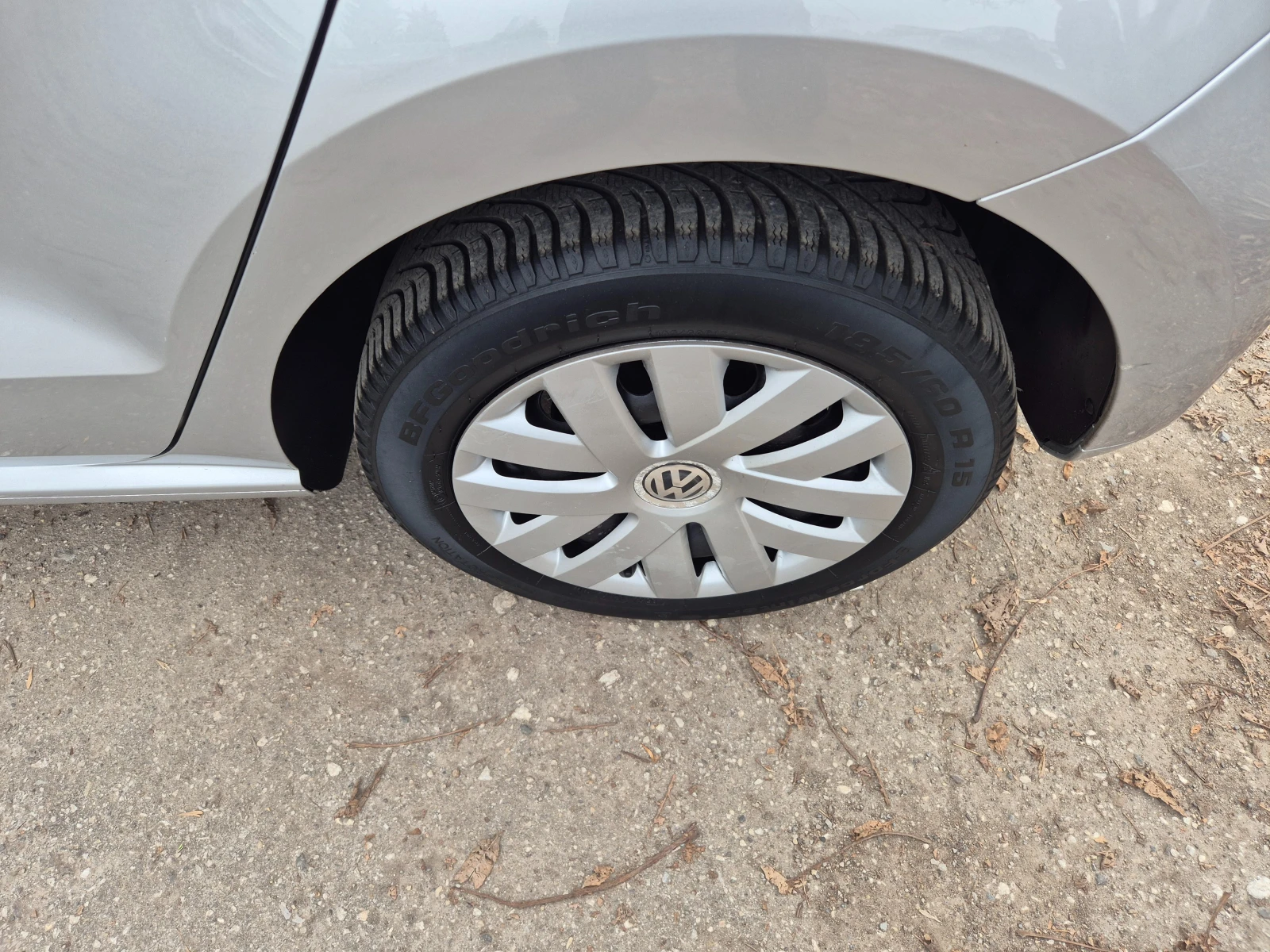 VW Polo 1.4i      | Mobile.bg   15