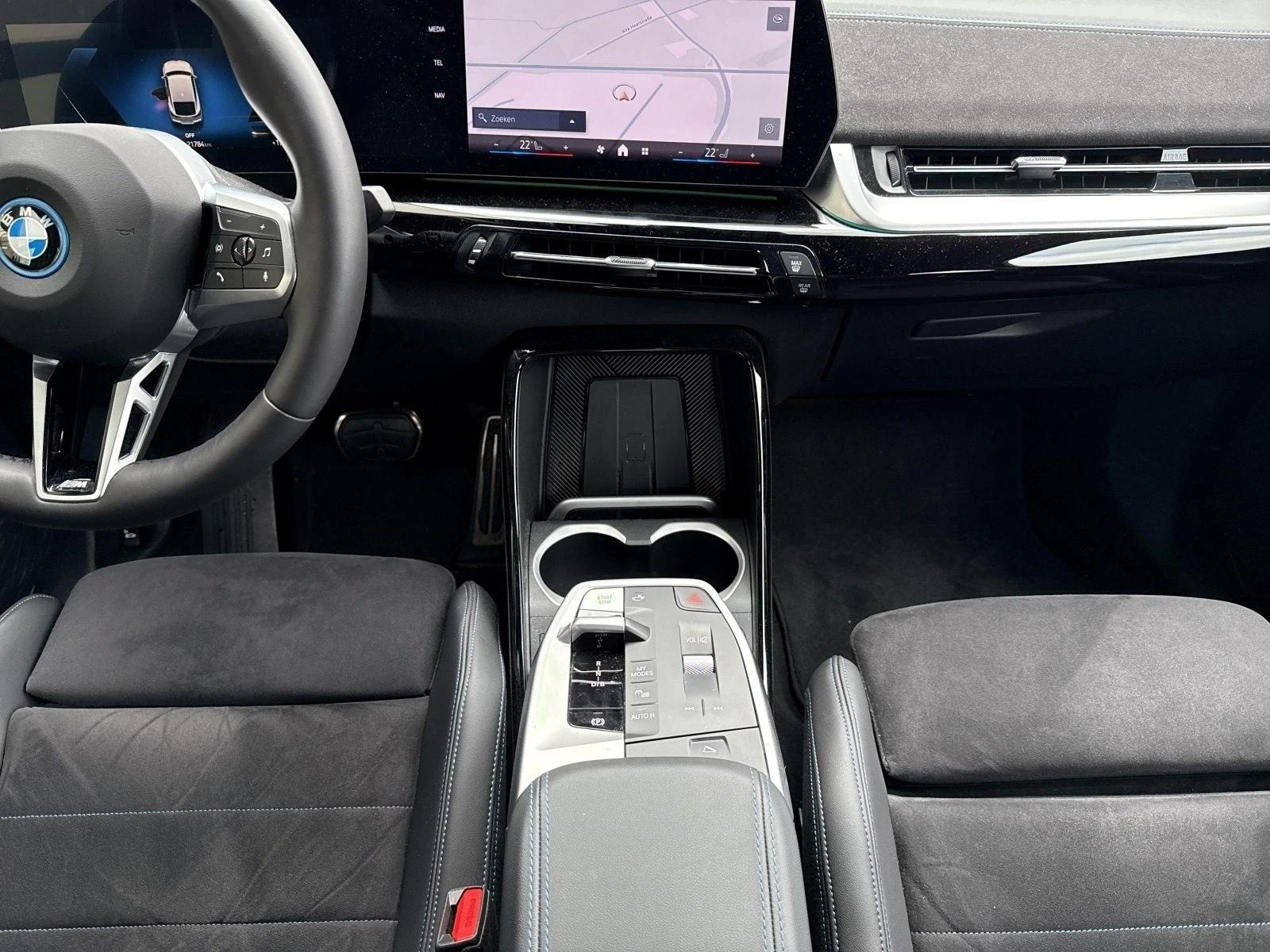 BMW iX2 xDrive30/ M-SPORT PRO/ LED/ SHADOW LINE/ CAMERA/ - изображение 10