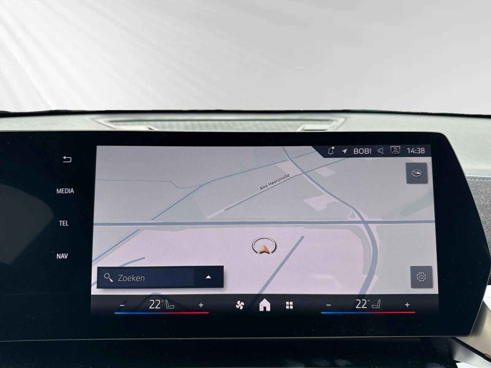 BMW iX2 xDrive30/ M-SPORT PRO/ LED/ SHADOW LINE/ CAMERA/ - изображение 9