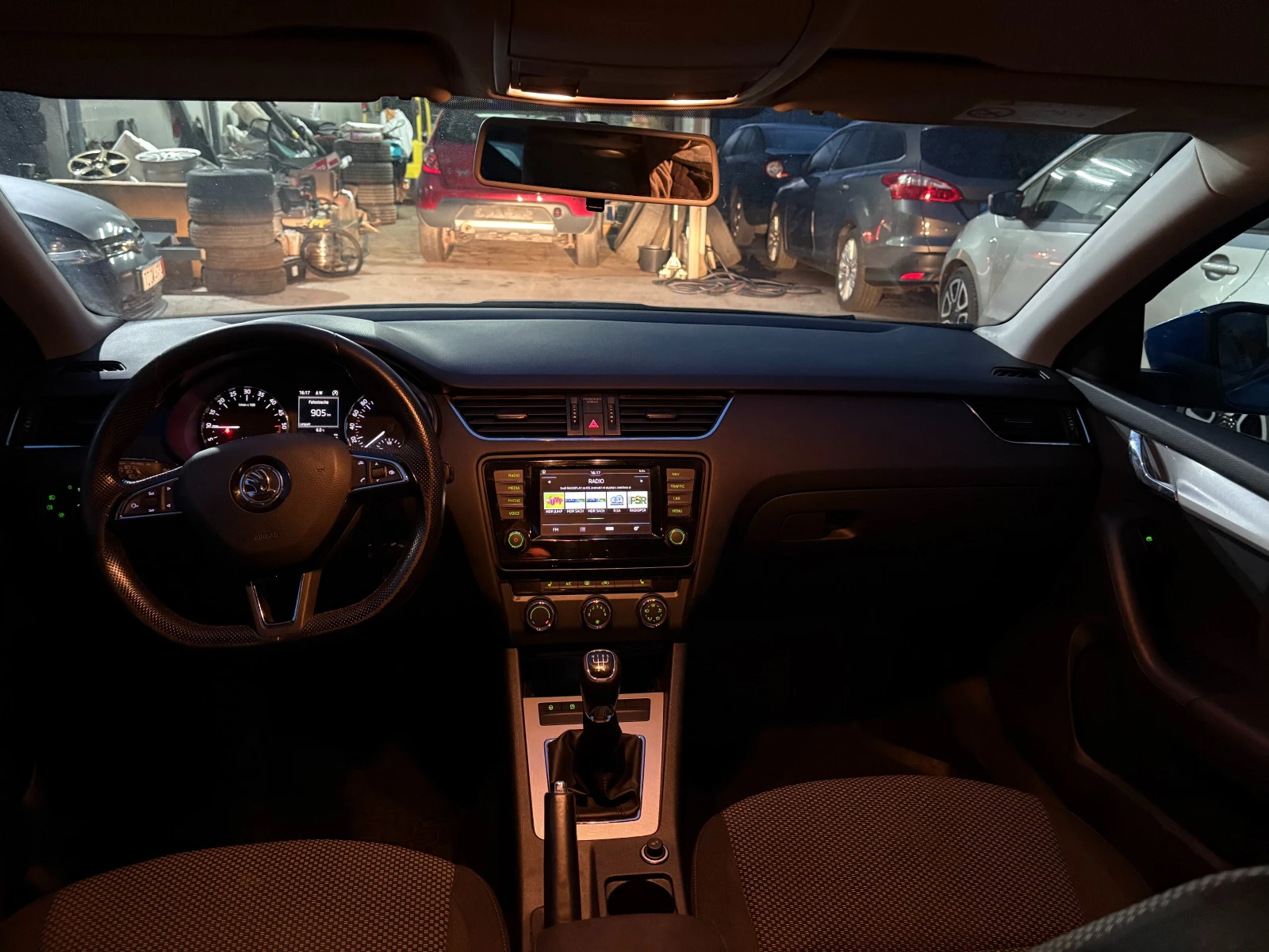 Skoda Octavia 1.6 TDI  | Mobile.bg   11