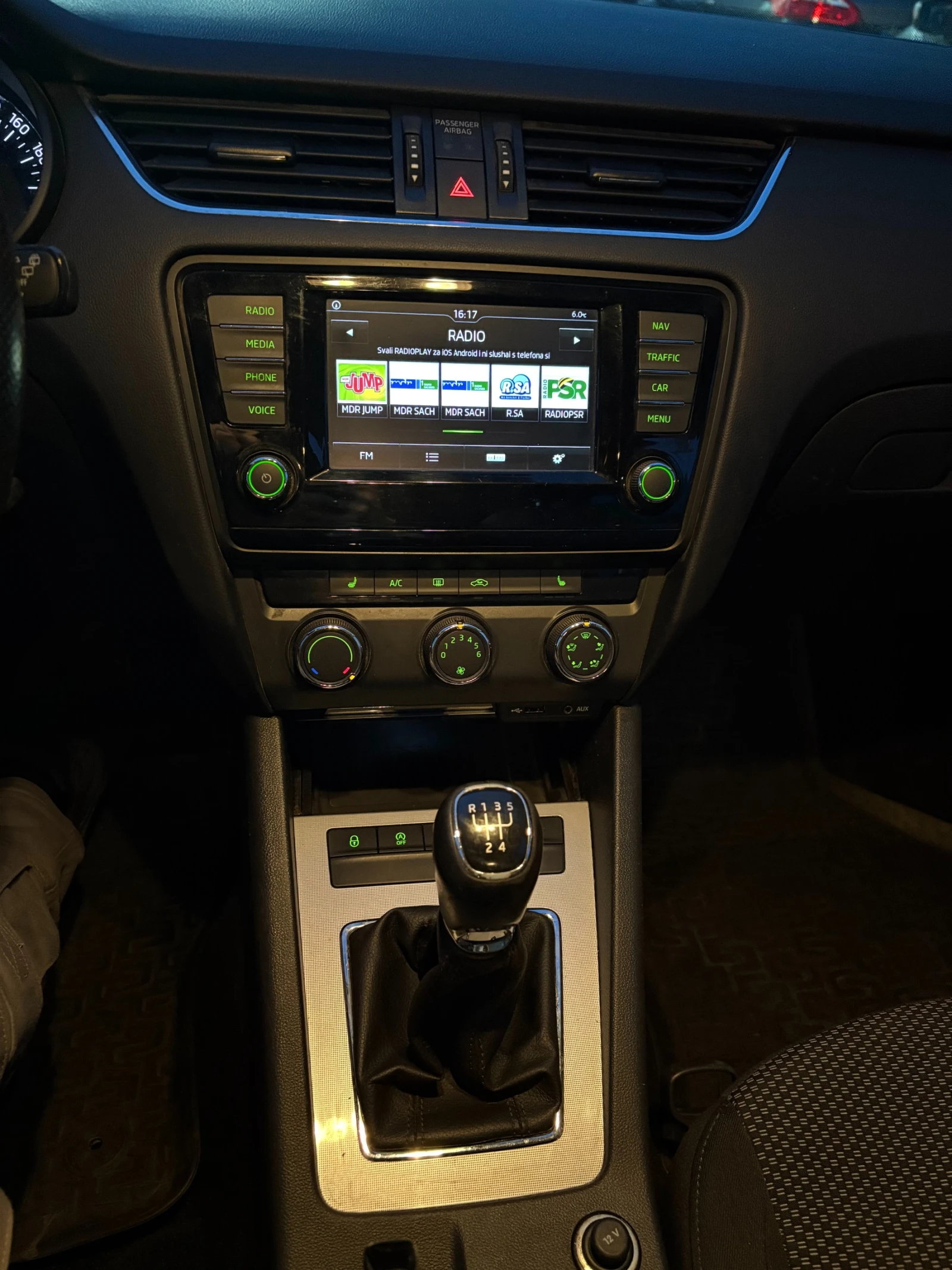 Skoda Octavia 1.6 TDI  - изображение 10