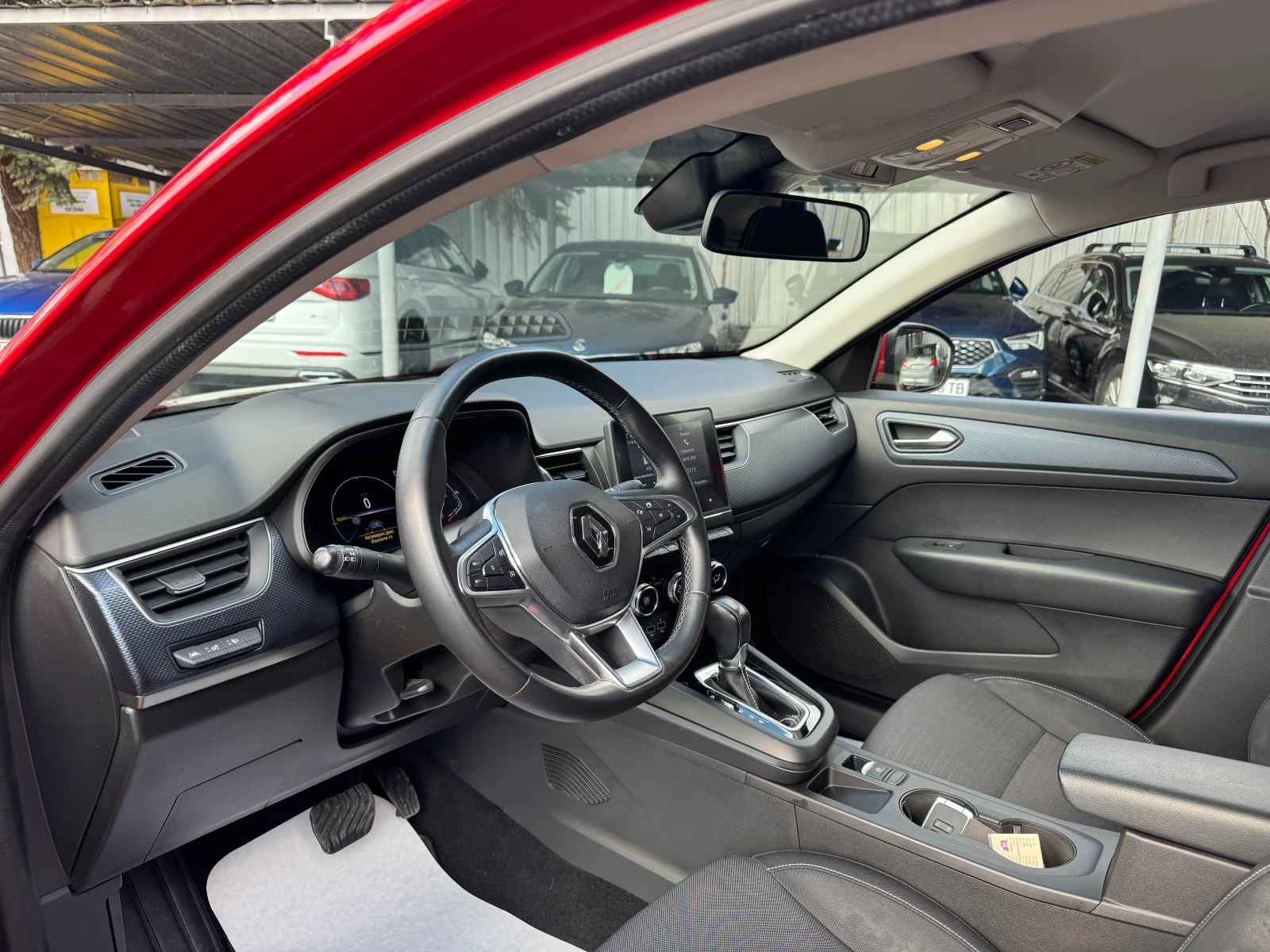 Renault Arkana 1.6 E-Tech 140hp - изображение 7