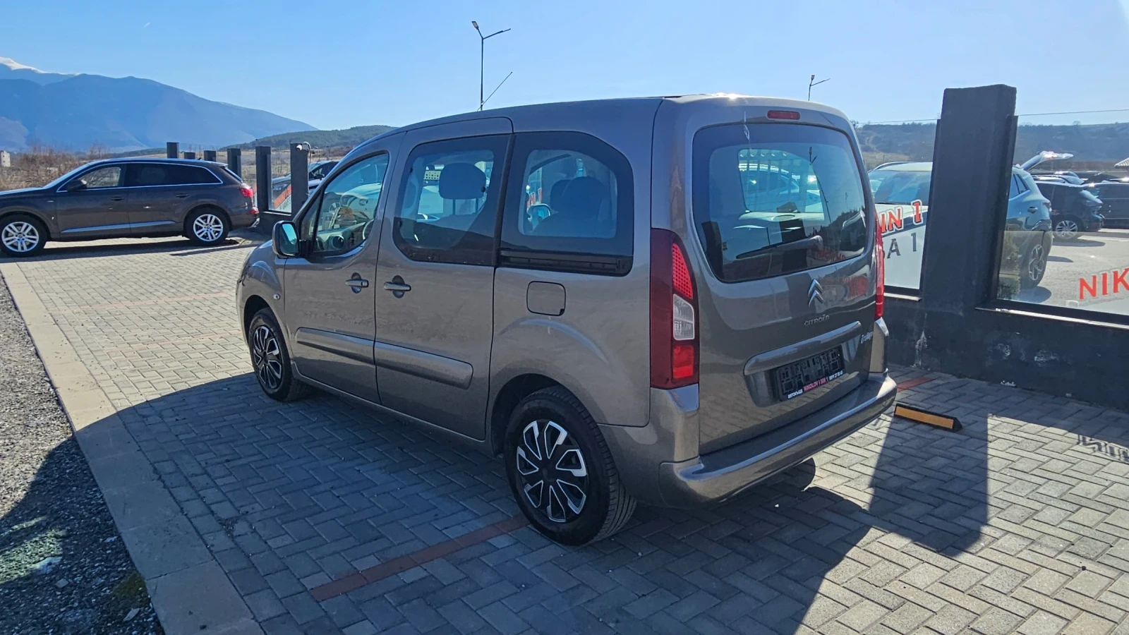 Citroen Berlingo 1.6XDI, снимка 3 - Автомобили и джипове - 53802292