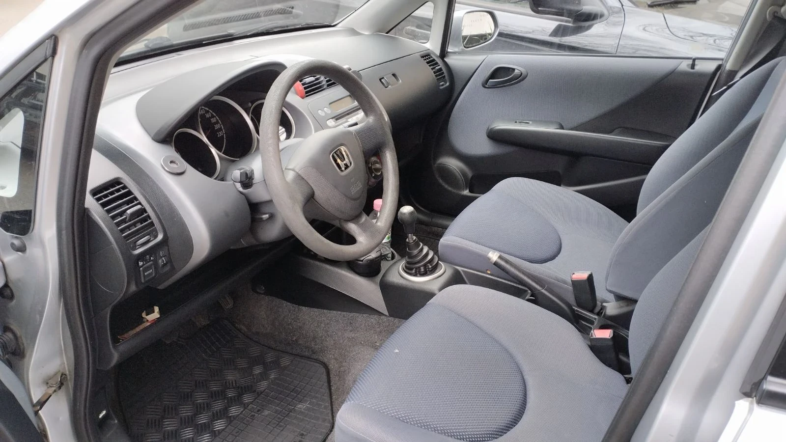 Honda Jazz 1.4, снимка 7 - Автомобили и джипове - 53839858