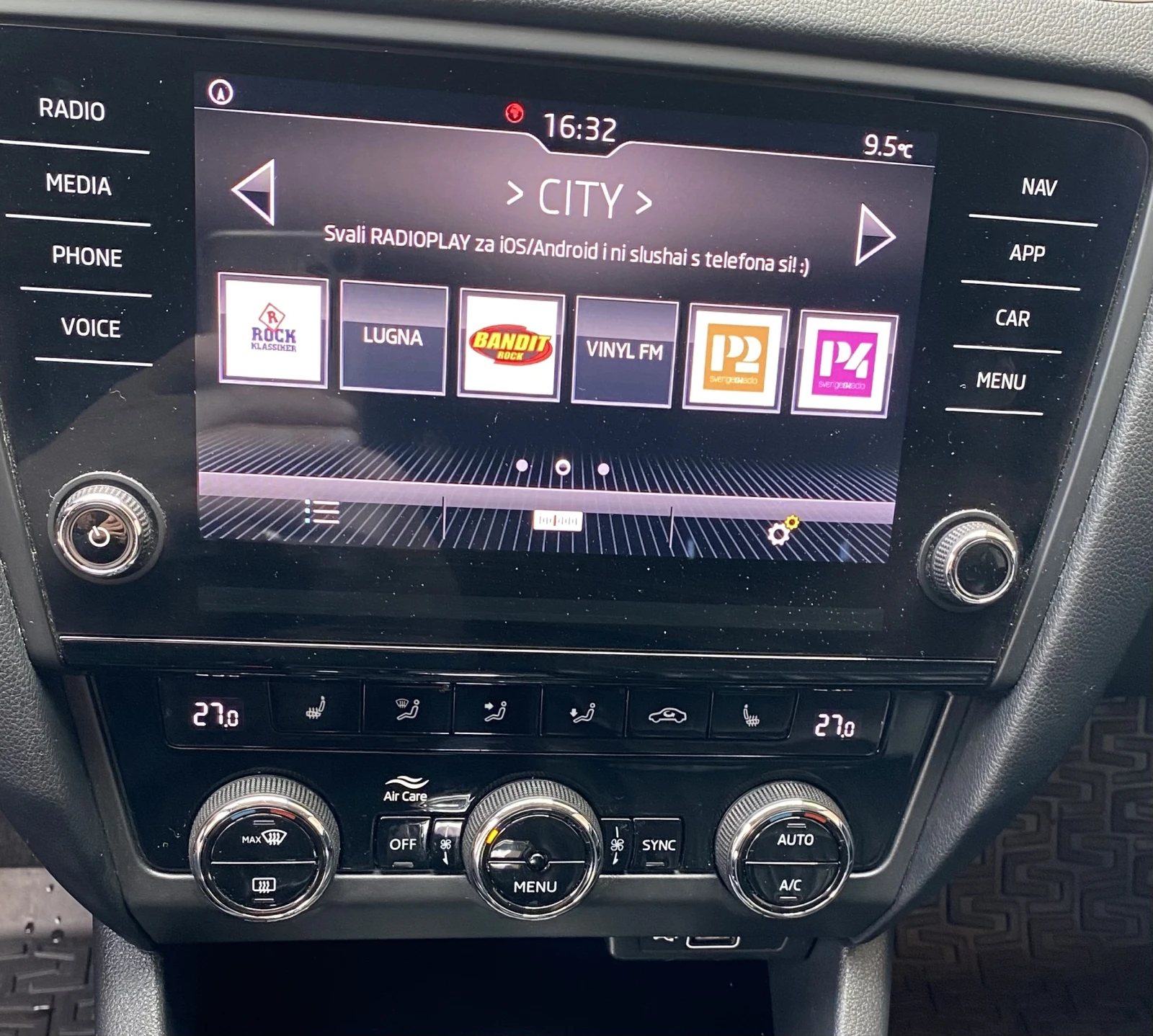 Skoda Octavia 1.5 GTEC МЕТАН, снимка 13 - Автомобили и джипове - 54185941