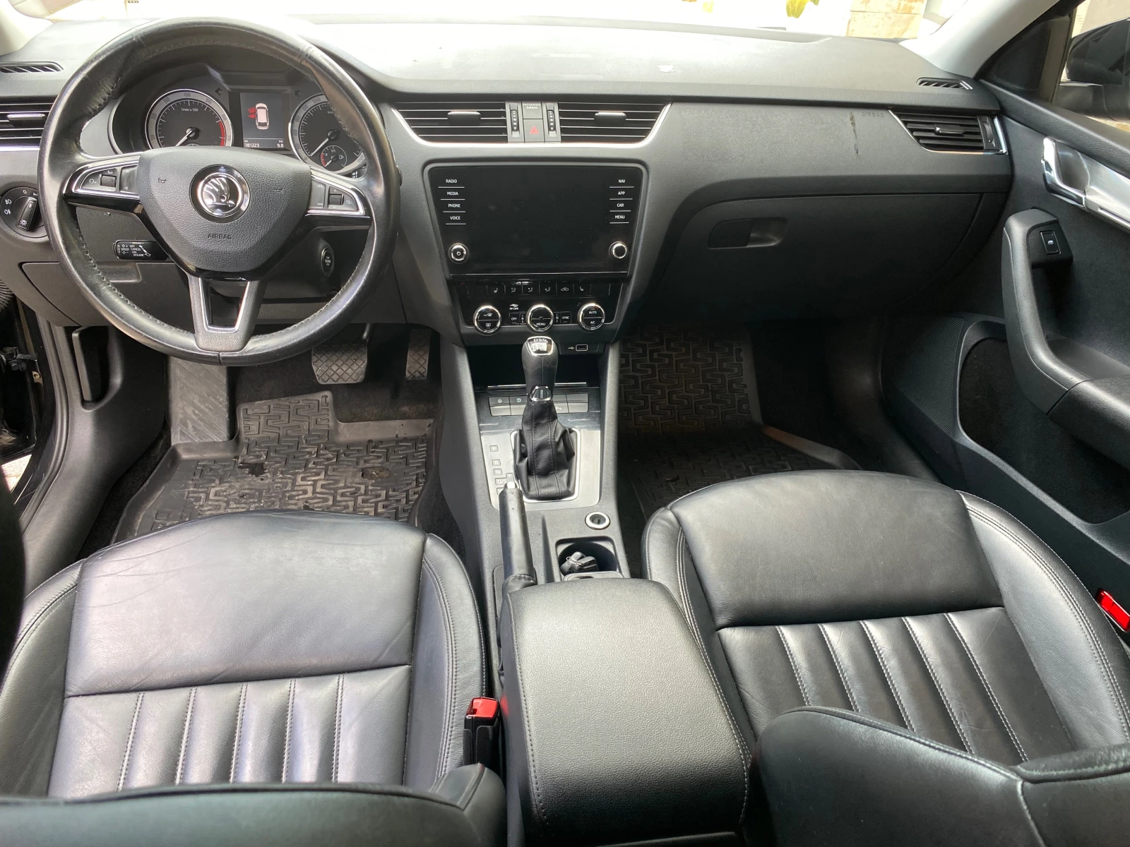 Skoda Octavia 1.5 GTEC МЕТАН, снимка 7 - Автомобили и джипове - 54185941