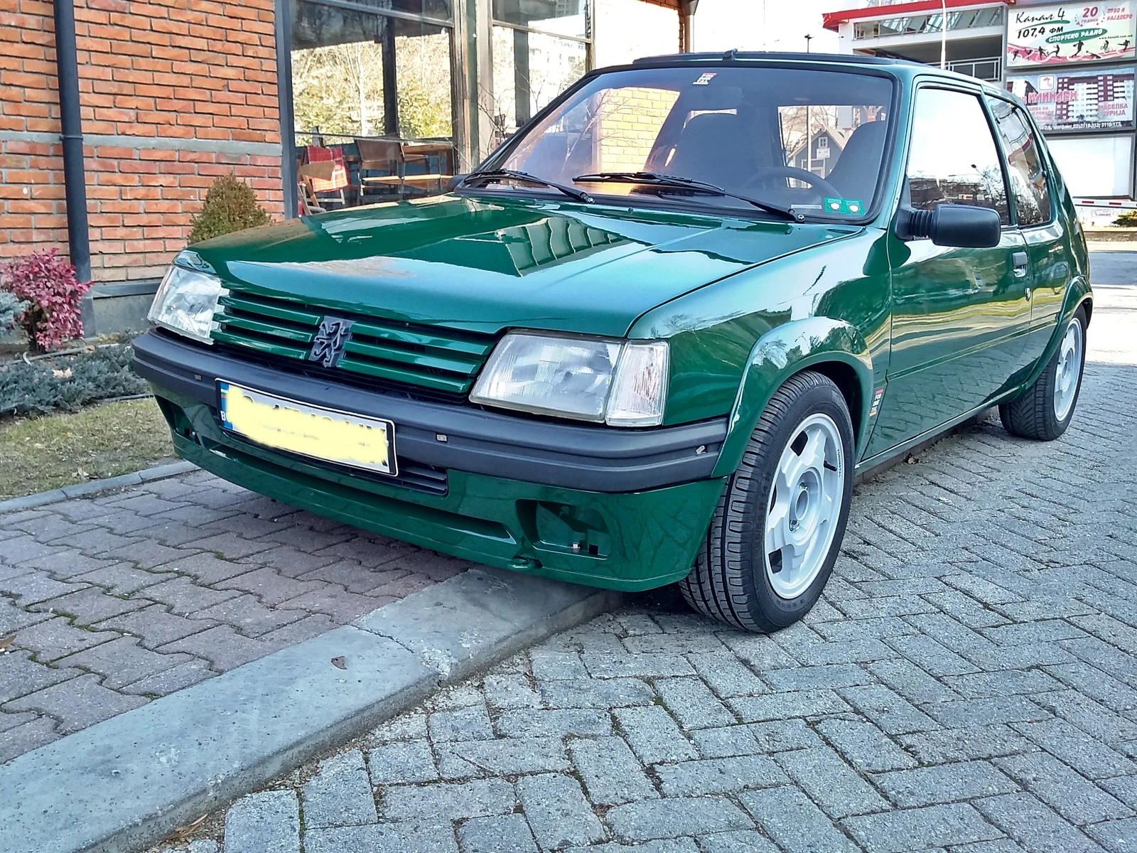 Peugeot 205 GTI 1.9 Fondmetal, снимка 6 - Автомобили и джипове - 54491104