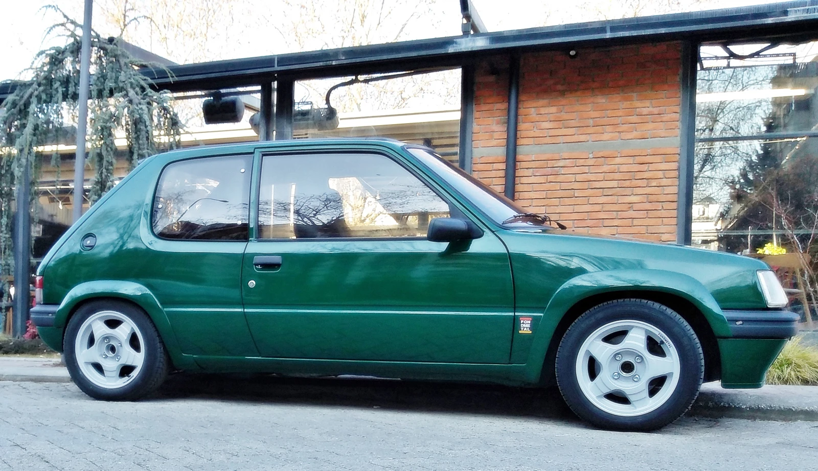 Peugeot 205 GTI 1.9 Fondmetal, снимка 5 - Автомобили и джипове - 54491104