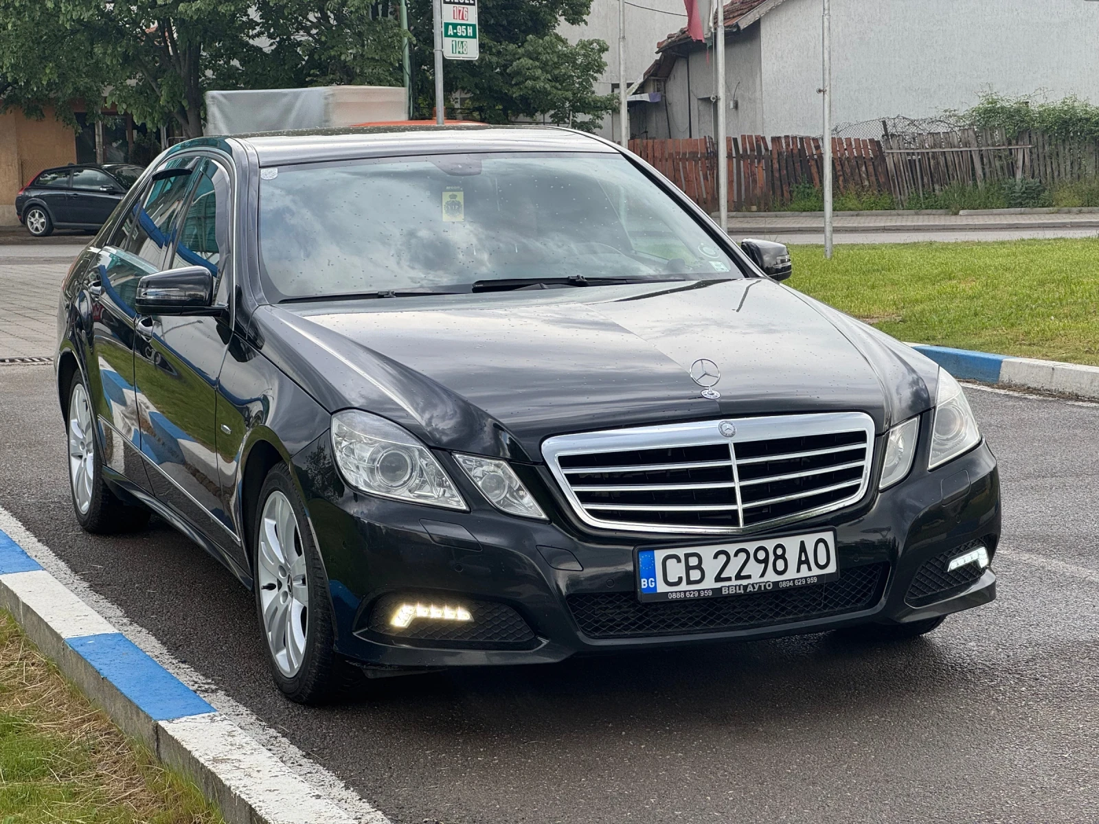 Mercedes-Benz E 350 CDi Avantgarde , снимка 3 - Автомобили и джипове - 54526509