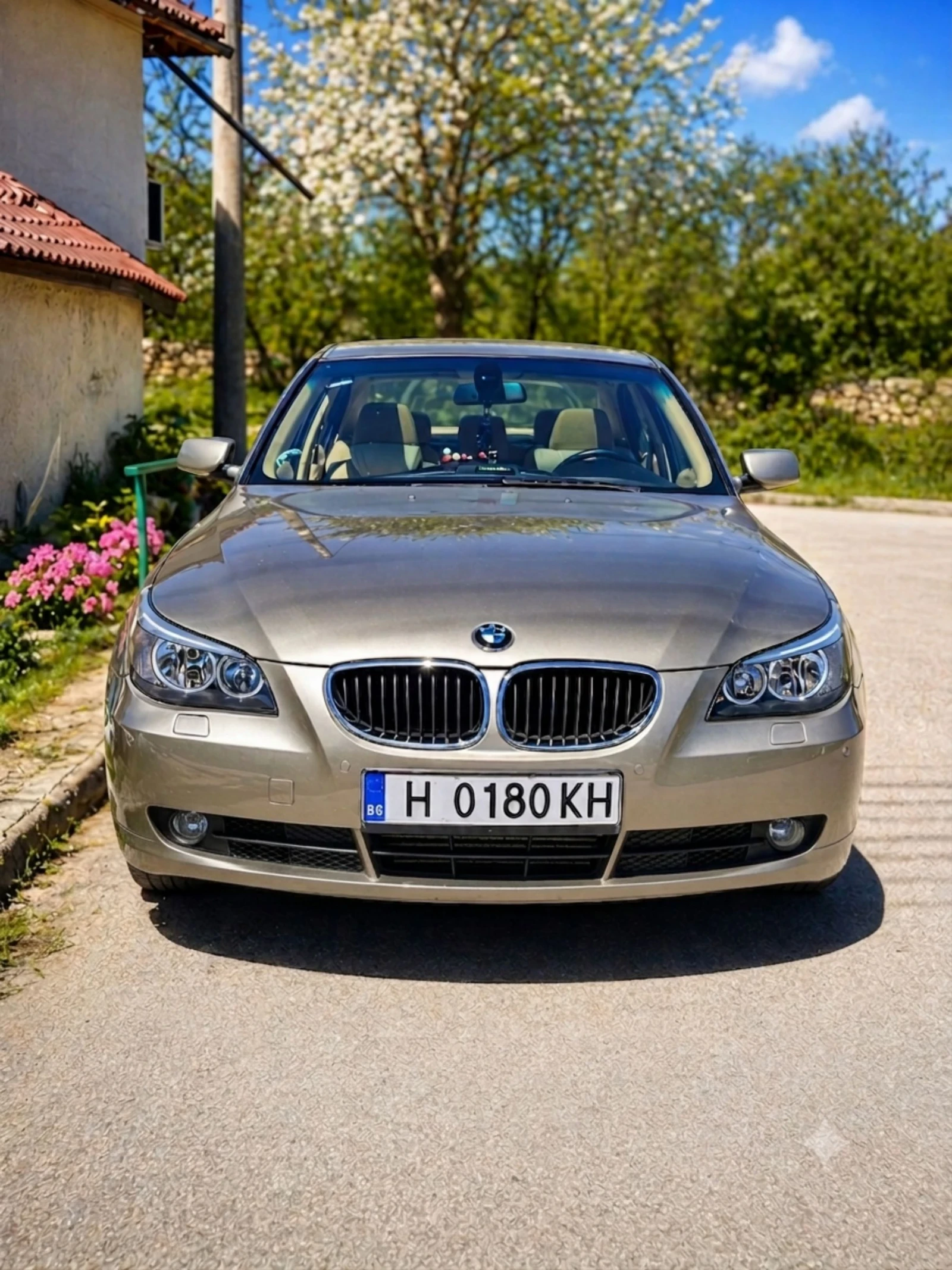 BMW 523